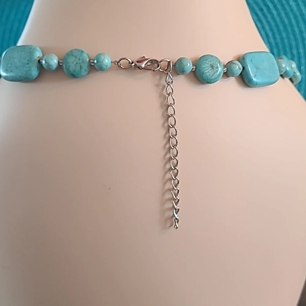 Turquoise Beaded Necklace